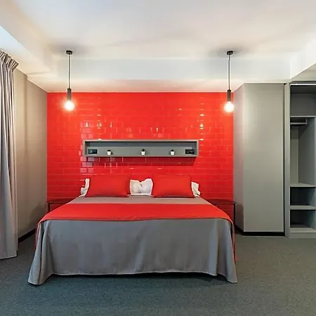Nest Style Hotel 3*