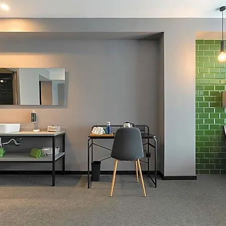 Nest Style Hotel