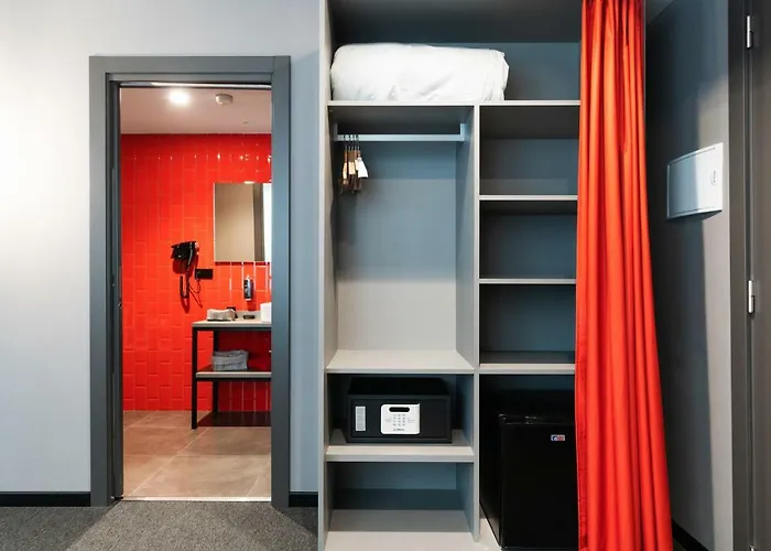 Nest Style Hotel 3*